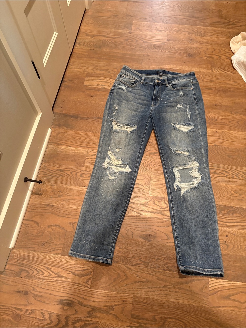Judy Blue Distressed Ripped Blue Boyfriend Jeans